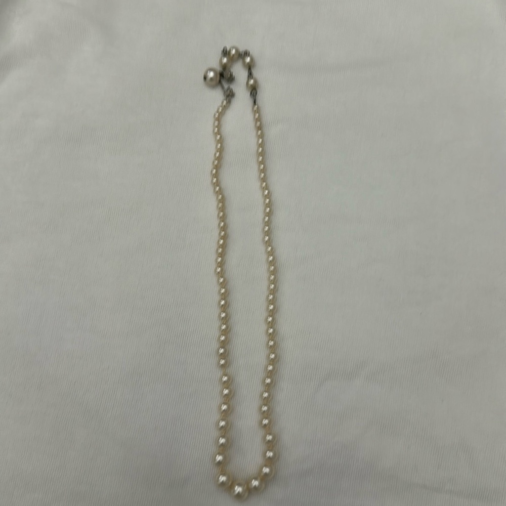 Vintage graduated pearl choker